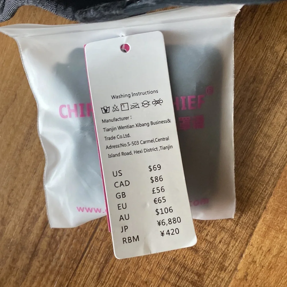 Chirrupy chief black strapless bra size 40D